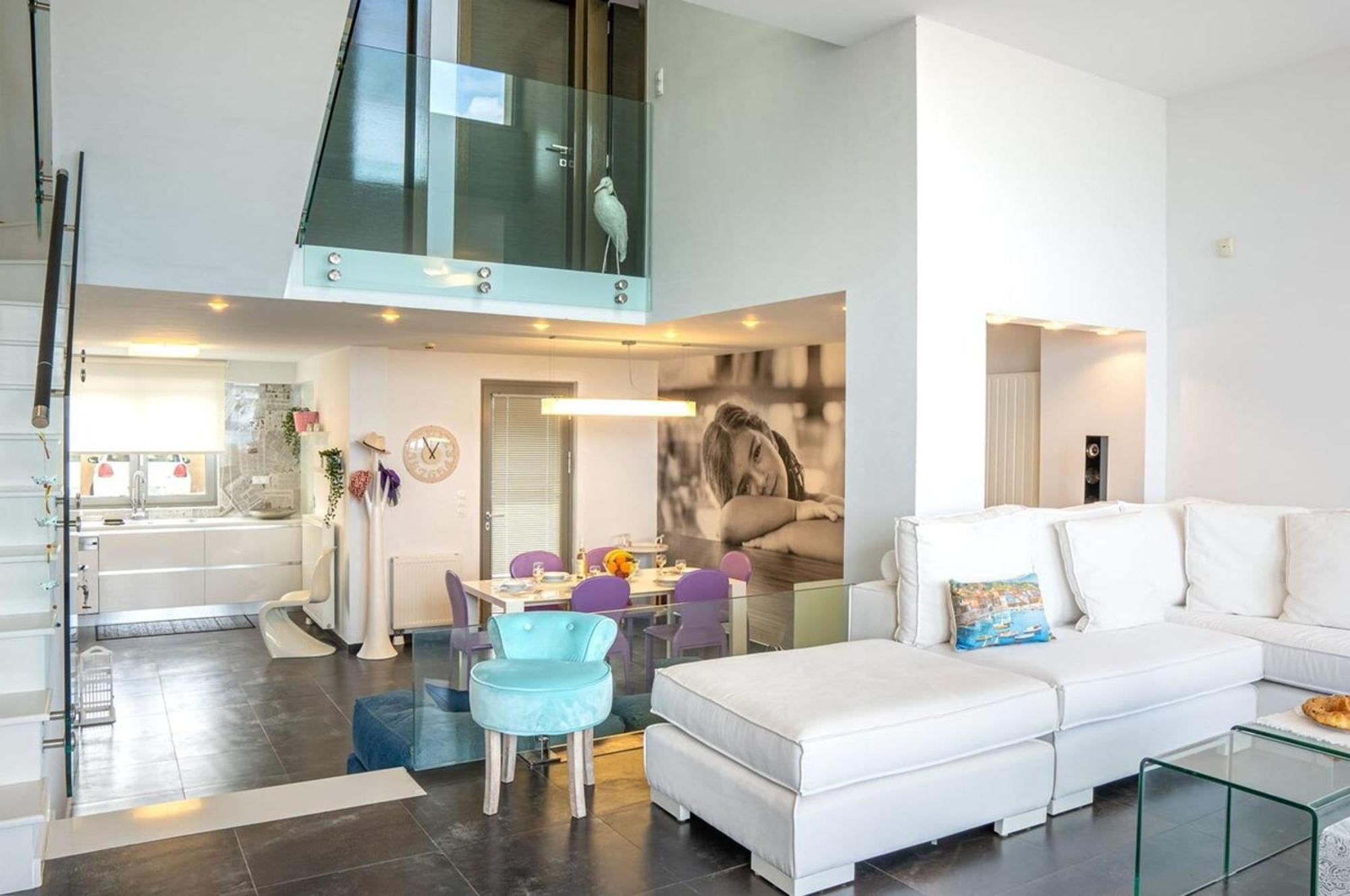 Pink Rose Beachfront Villa